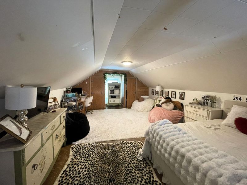 2475 Mccoy Road , Columbus, OH 43220 Photo 15