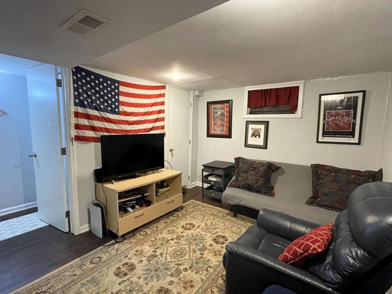 2475 Mccoy Road , Columbus, OH 43220 Photo 17