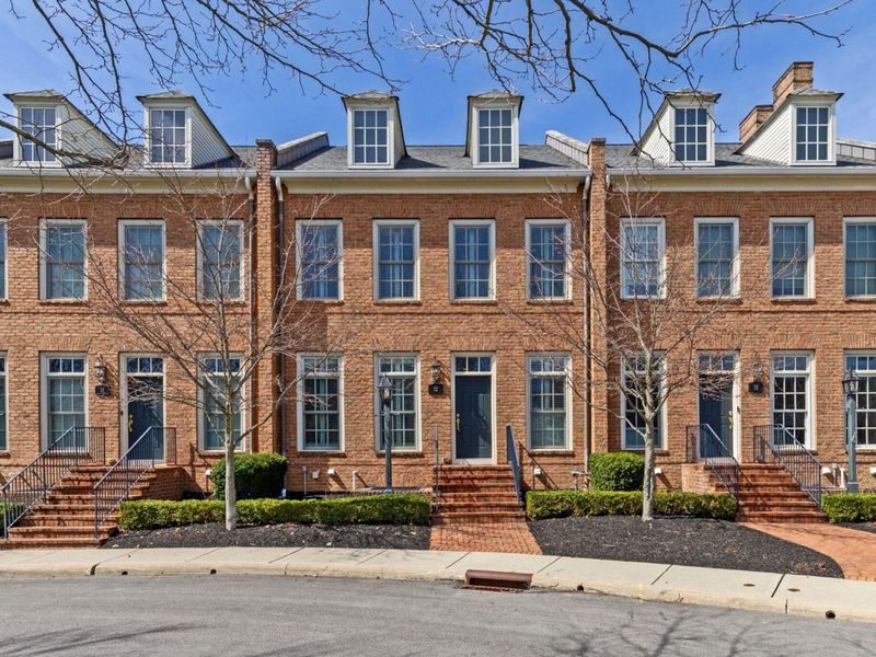 12 Richmond Square, New Albany, OH 43054 Photo 1