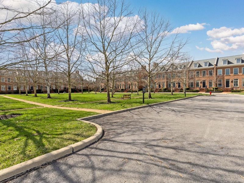 12 Richmond Square, New Albany, OH 43054 Photo 32