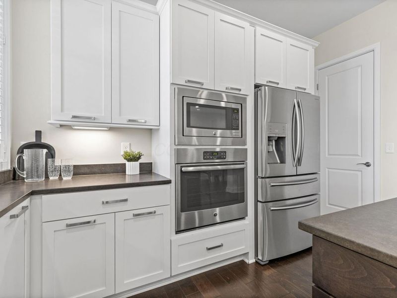 12 Richmond Square, New Albany, OH 43054 Photo 9