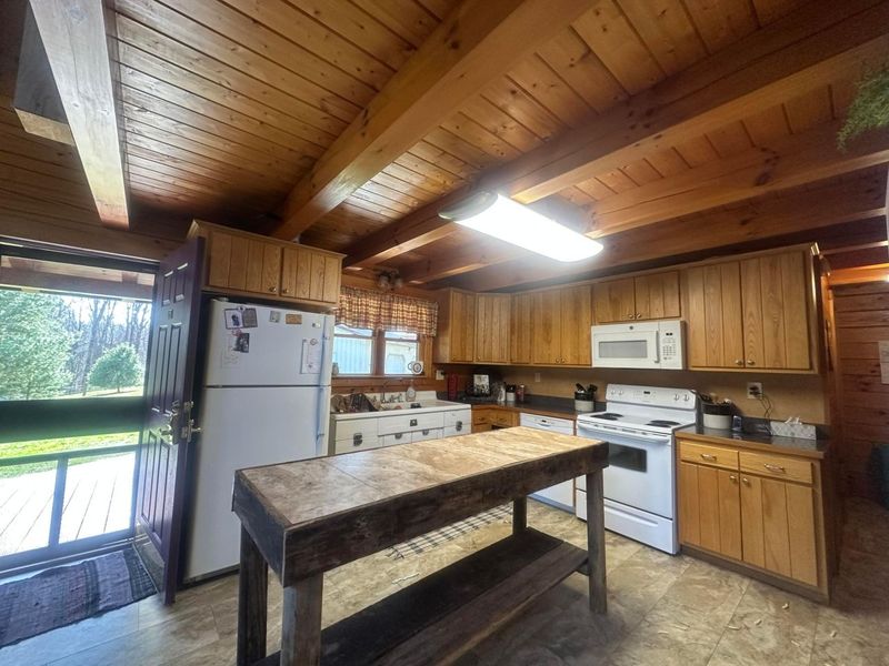 63176 Frazee Lane, McArthur, OH 45651 Photo 9