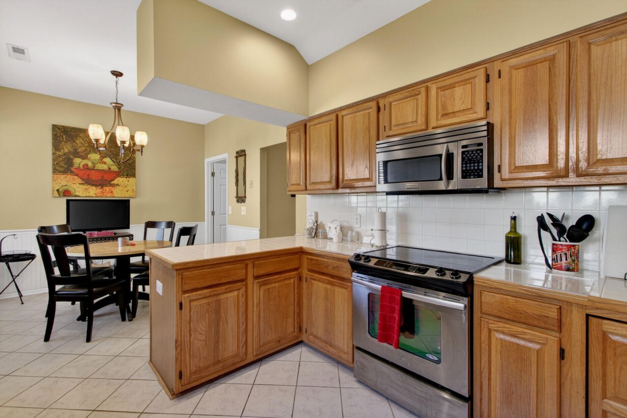 611 Fisherman's Bend Photo 15