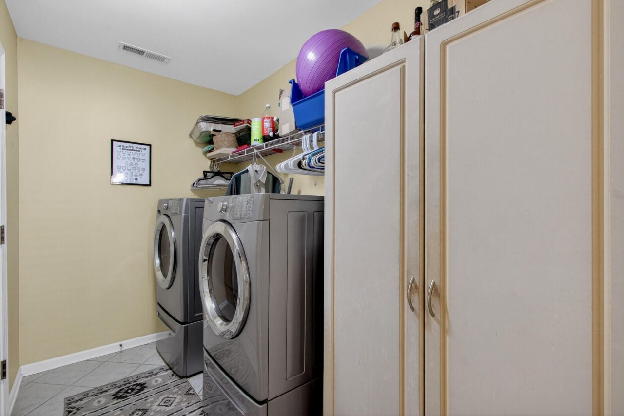 611 Fisherman's Bend Photo 18