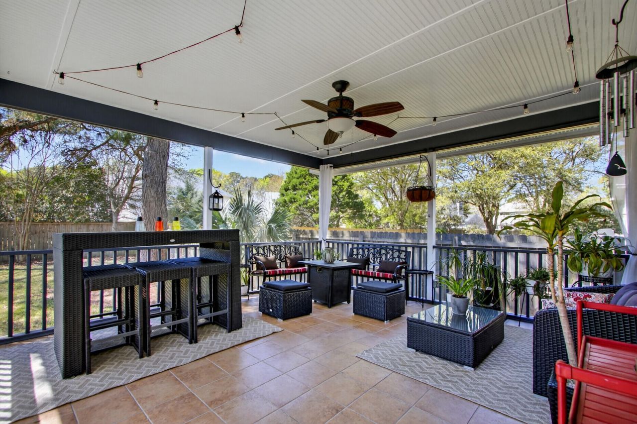 611 Fisherman's Bend Photo 31