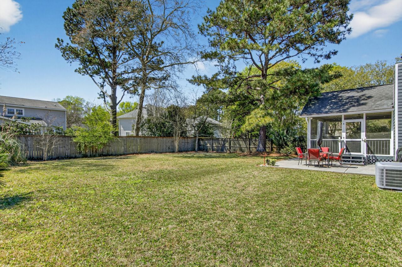 611 Fisherman's Bend Photo 35