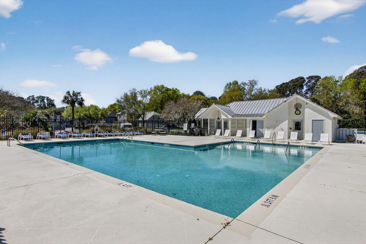 611 Fisherman's Bend Photo 42