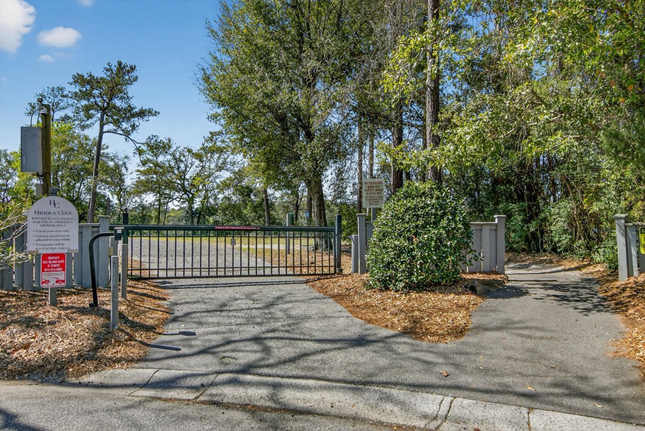 611 Fisherman's Bend Photo 46