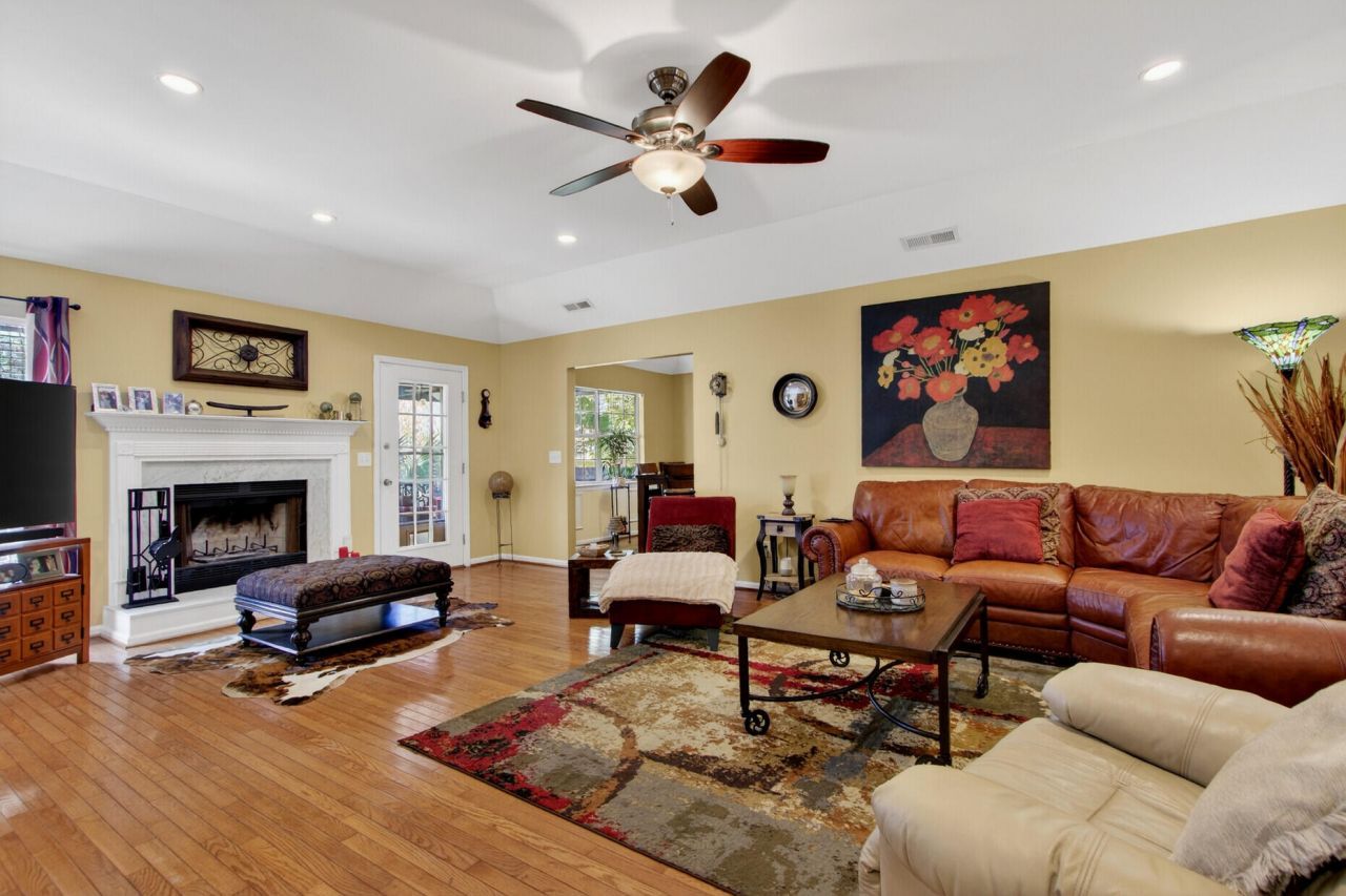 611 Fisherman's Bend Photo 8