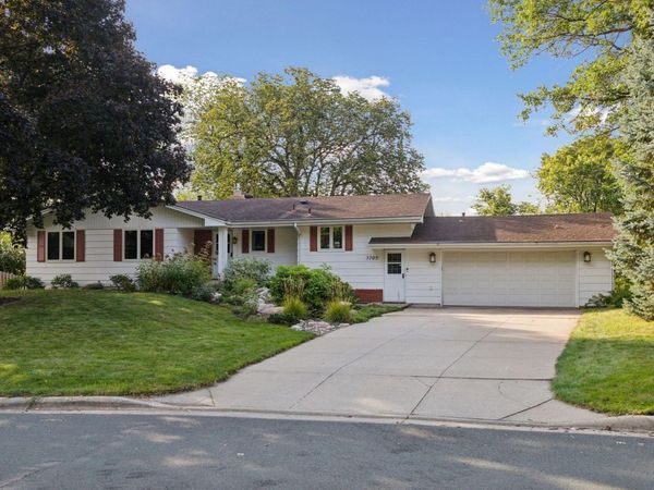 3709 W 104th Street, Bloomington, MN 55431