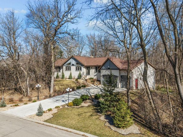 1201 93rd Street E, Inver Grove Heights, MN 55077