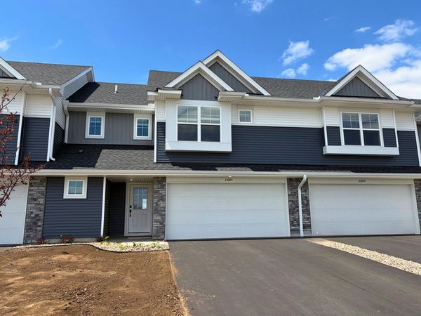 21685 Lilac Drive, Farmington, MN 55024