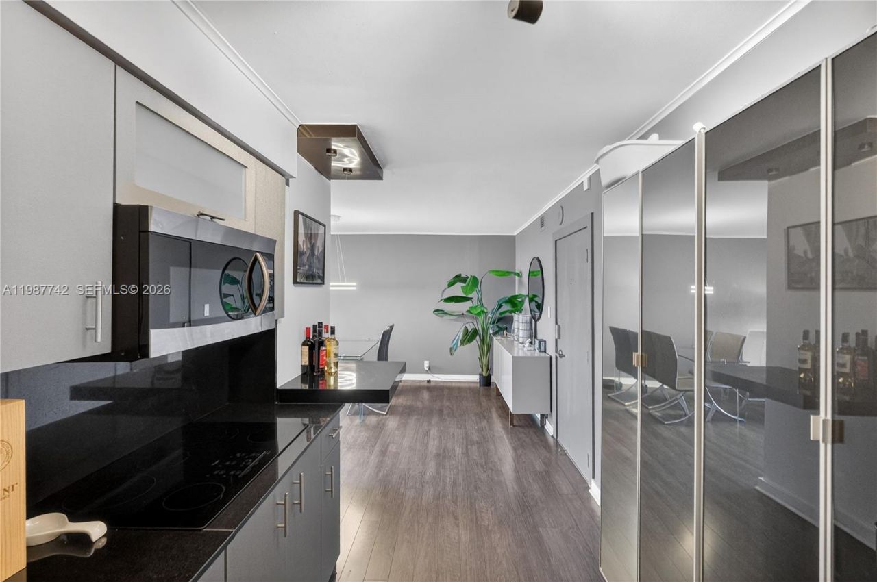 6770 Indian Creek Dr, Unit 15F, Miami Beach, FL 33141 Photo