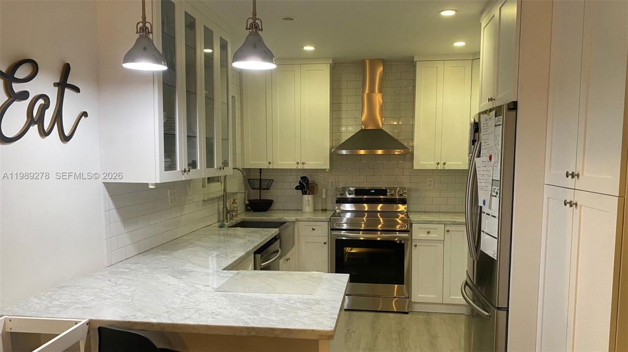 15720 SW 87th Ct , Palmetto Bay, FL 33157 Photo