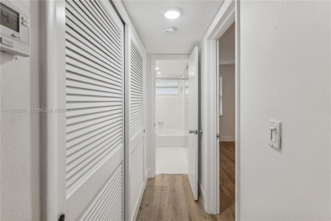 255 Sunrise Dr , Unit 107, Key Biscayne, FL 33149 Photo