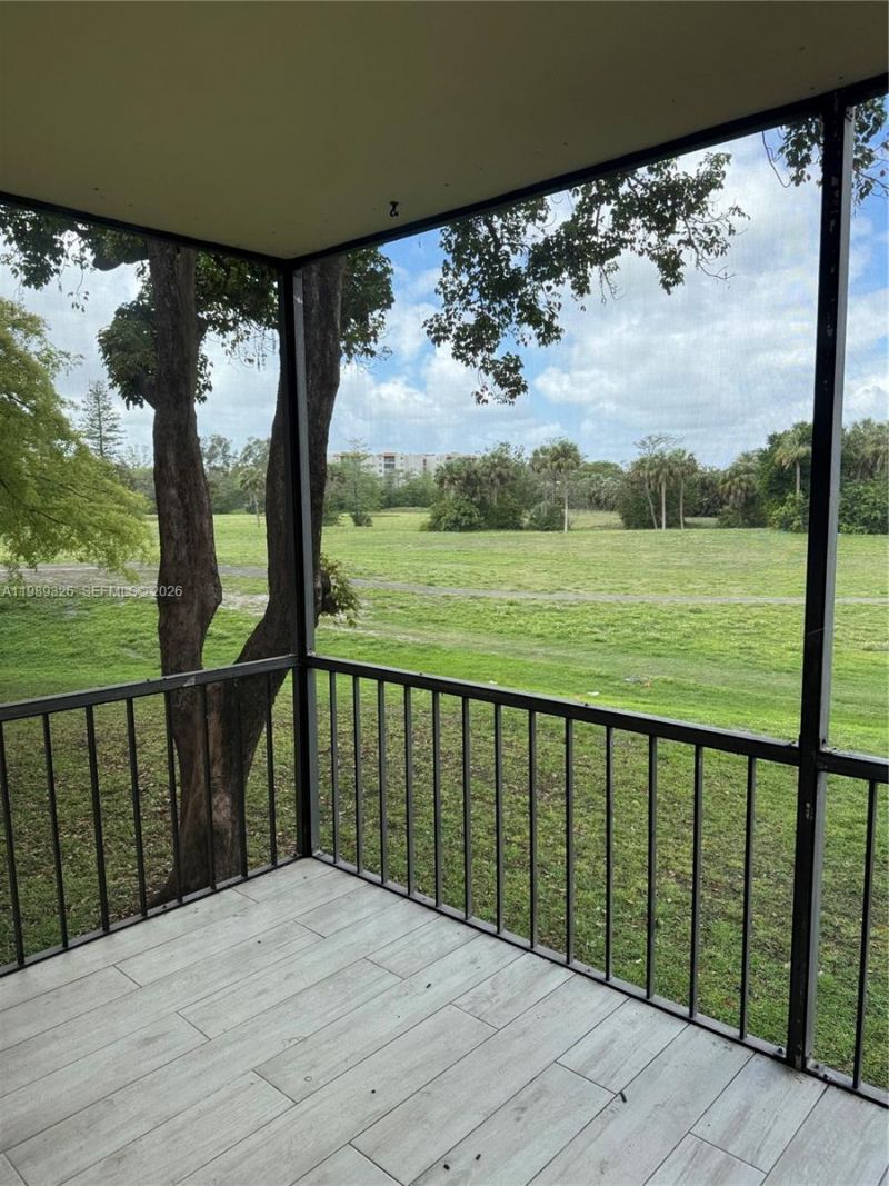 6301 N Fall Circle Dr, Unit 213, Lauderhill, FL 33319 Photo