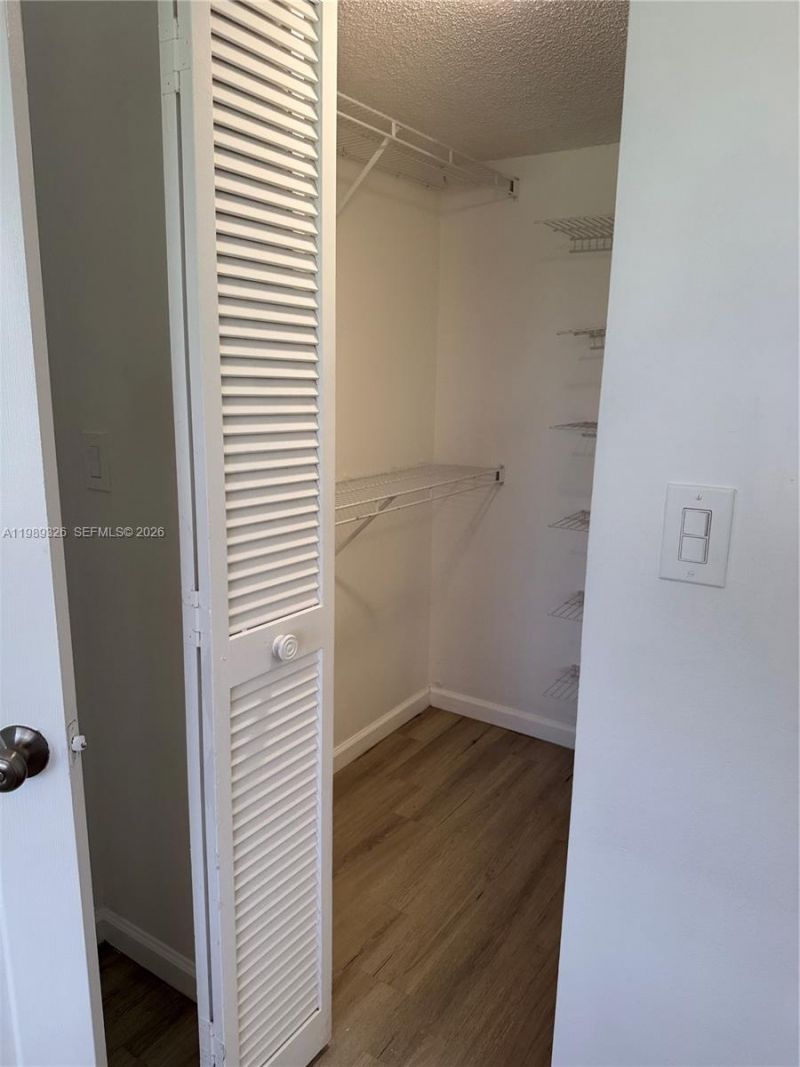 6301 N Fall Circle Dr, Unit 213, Lauderhill, FL 33319 Photo