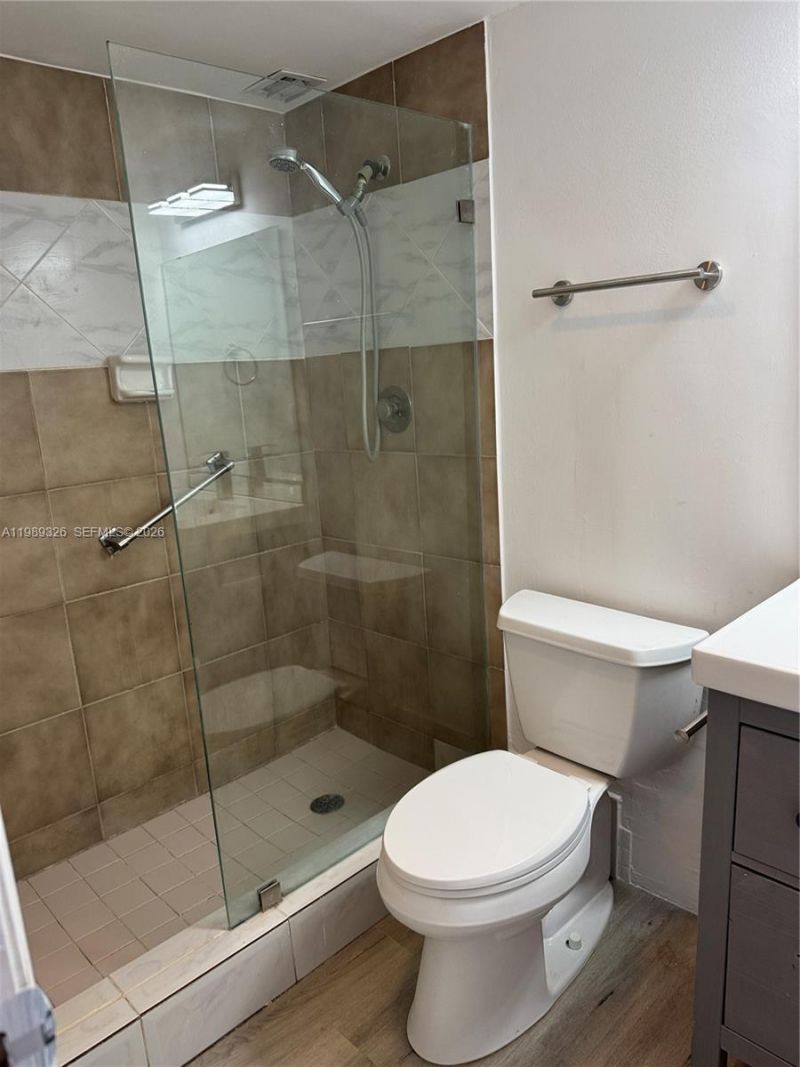 6301 N Fall Circle Dr, Unit 213, Lauderhill, FL 33319 Photo