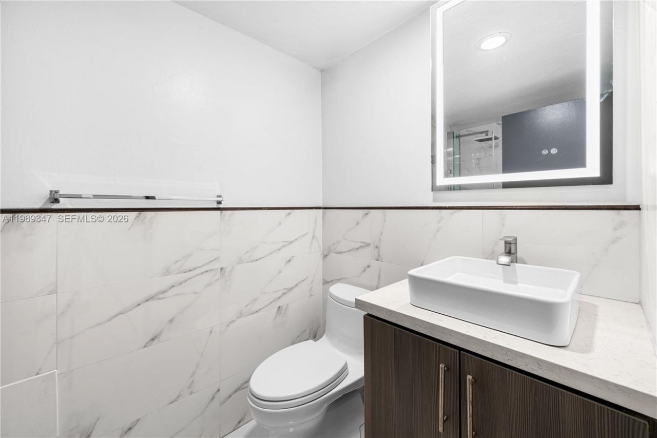 3301 NE 5th Ave , Unit 1212, Miami, FL 33137 Photo