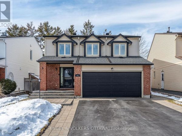 45 Townsend Drive , Ottawa, ON K2J2T8