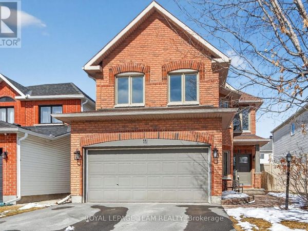 11 Vermont Avenue , Ottawa, ON K2G6J6