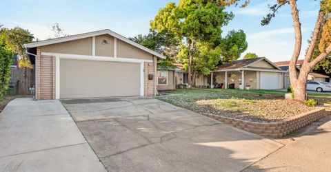 10082 Kern River Ct, Rancho Cordova, CA 95670 Photo