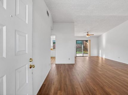 10082 Kern River Ct, Rancho Cordova, CA 95670 Photo