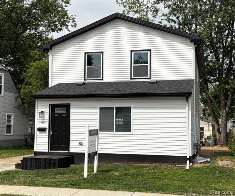 23147 Tawas Avenue, Hazel Park, MI 48030 Main Photo