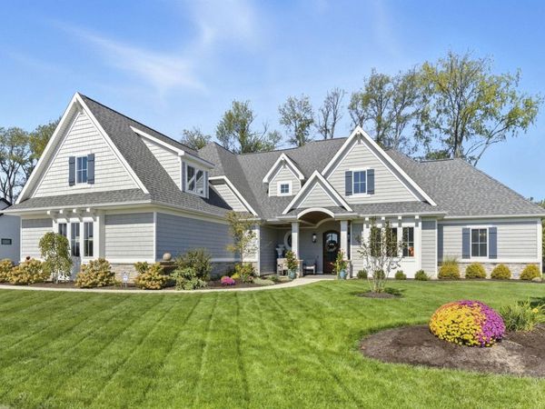 976 Cascata Trail, Huntertown, IN 46748