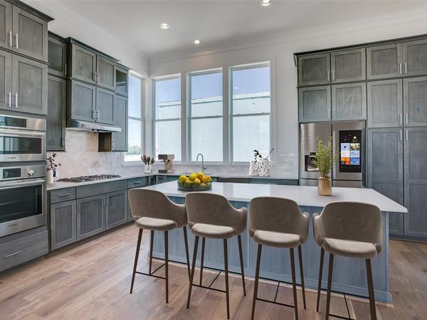 211 Carroll Street, Fort Worth, TX 76107