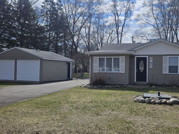 767 Adelaide Drive, Wolverine Lake, MI 48390