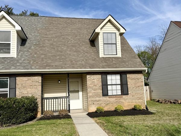 2036 Countryhill Lane, Knoxville, TN 37923