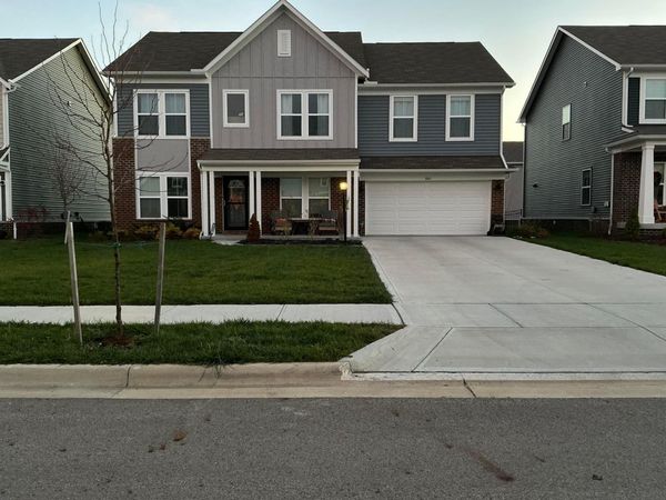 1043 Beehive Grove, Grove City, OH 43123