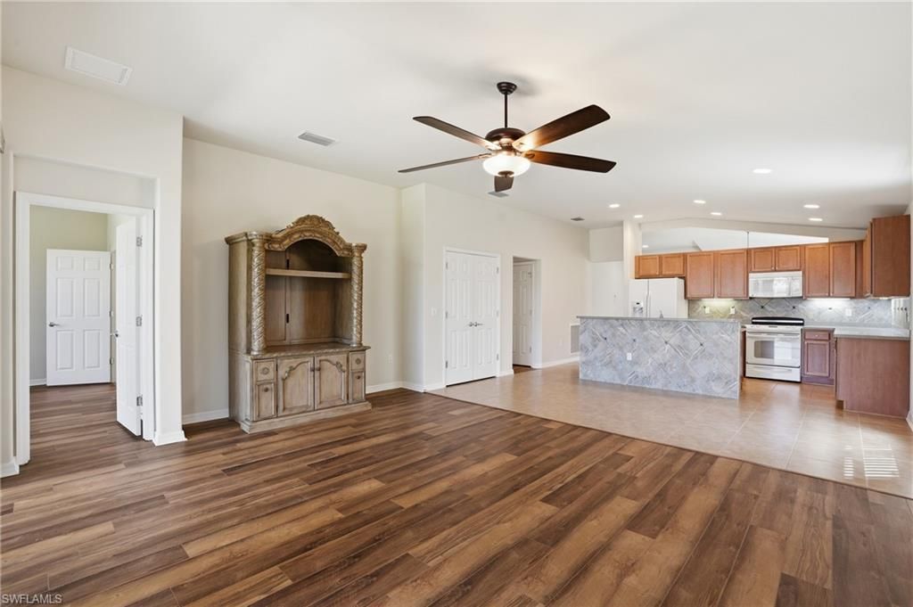 2457 Sutherland Ct, Cape Coral, FL 33991 Photo