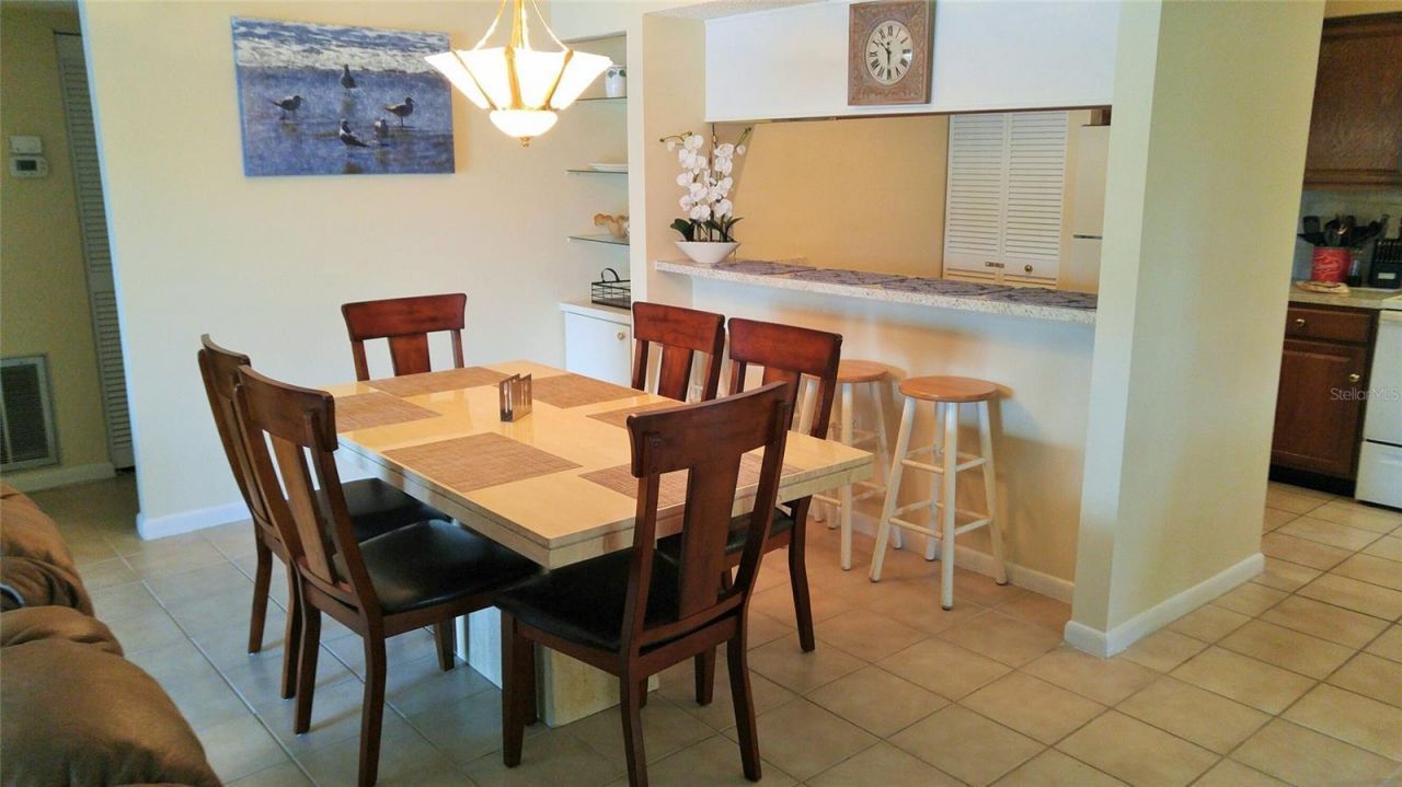 5677 Ashton Lake Drive, Unit 11, Sarasota, FL 34231 Photo