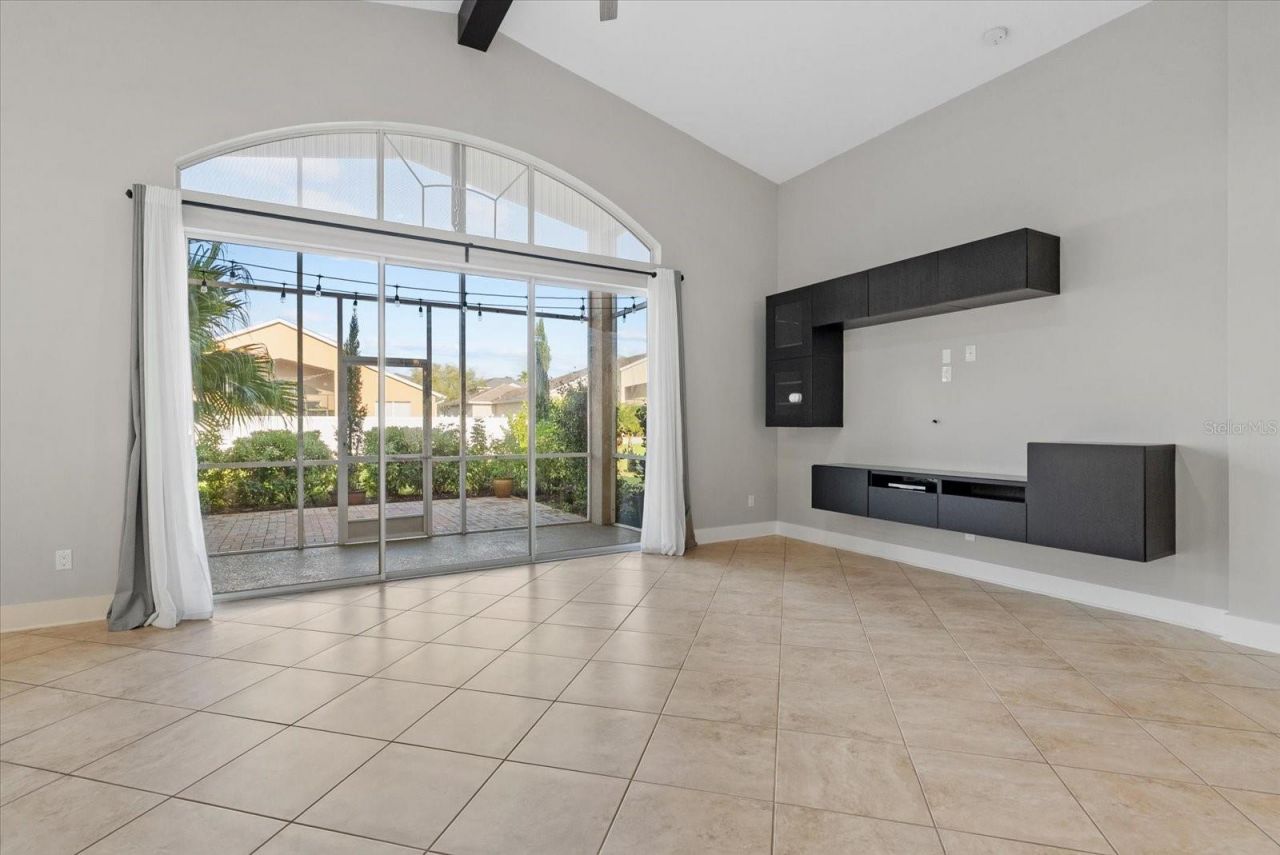 6634 38th Street E, Sarasota, FL 34243 Photo