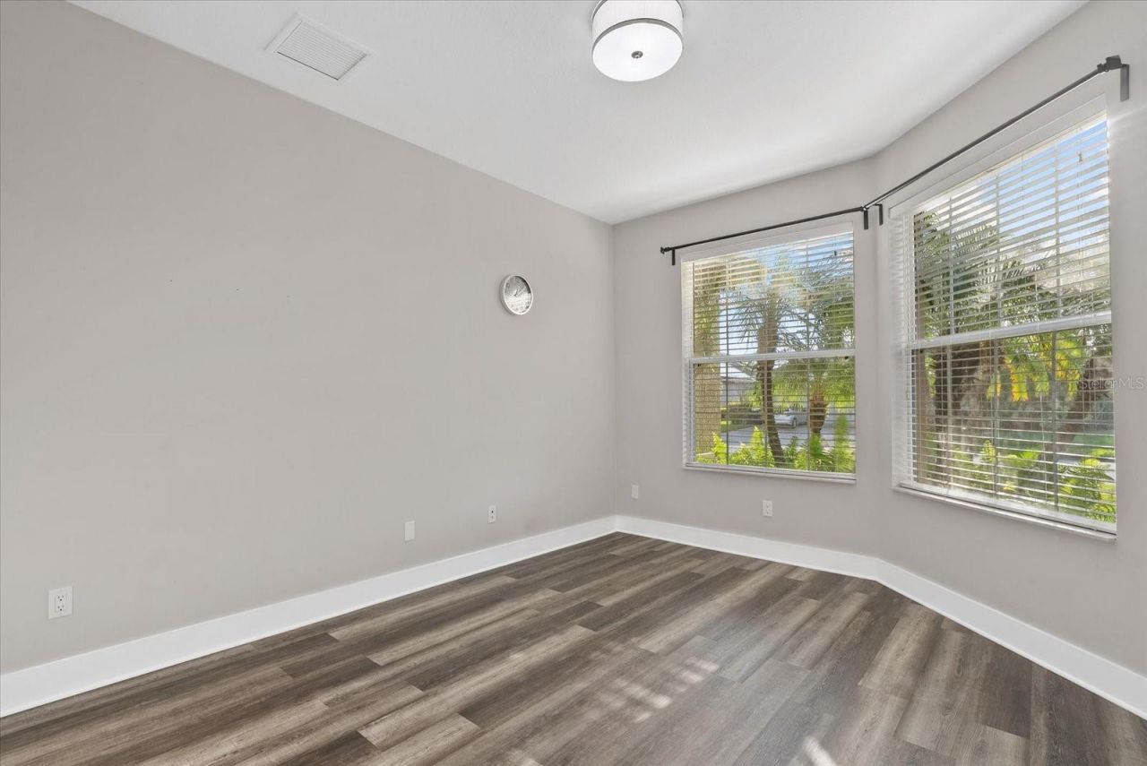 6634 38th Street E, Sarasota, FL 34243 Photo