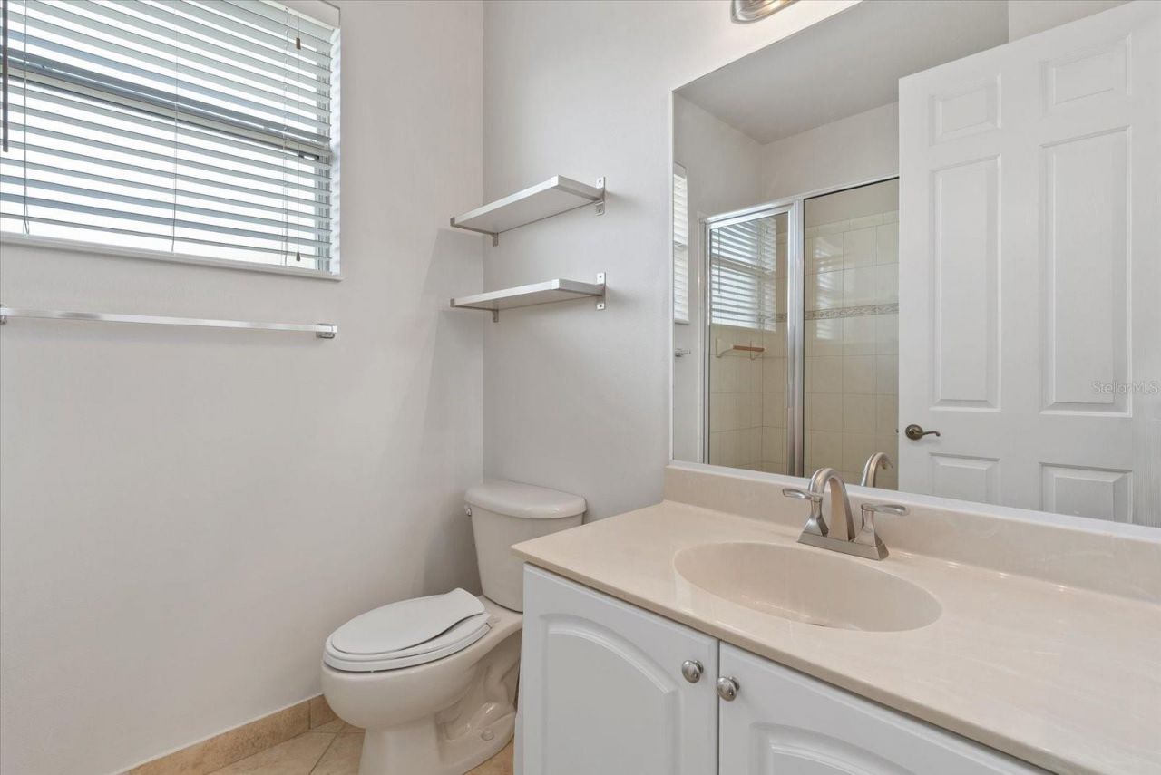 6634 38th Street E, Sarasota, FL 34243 Photo