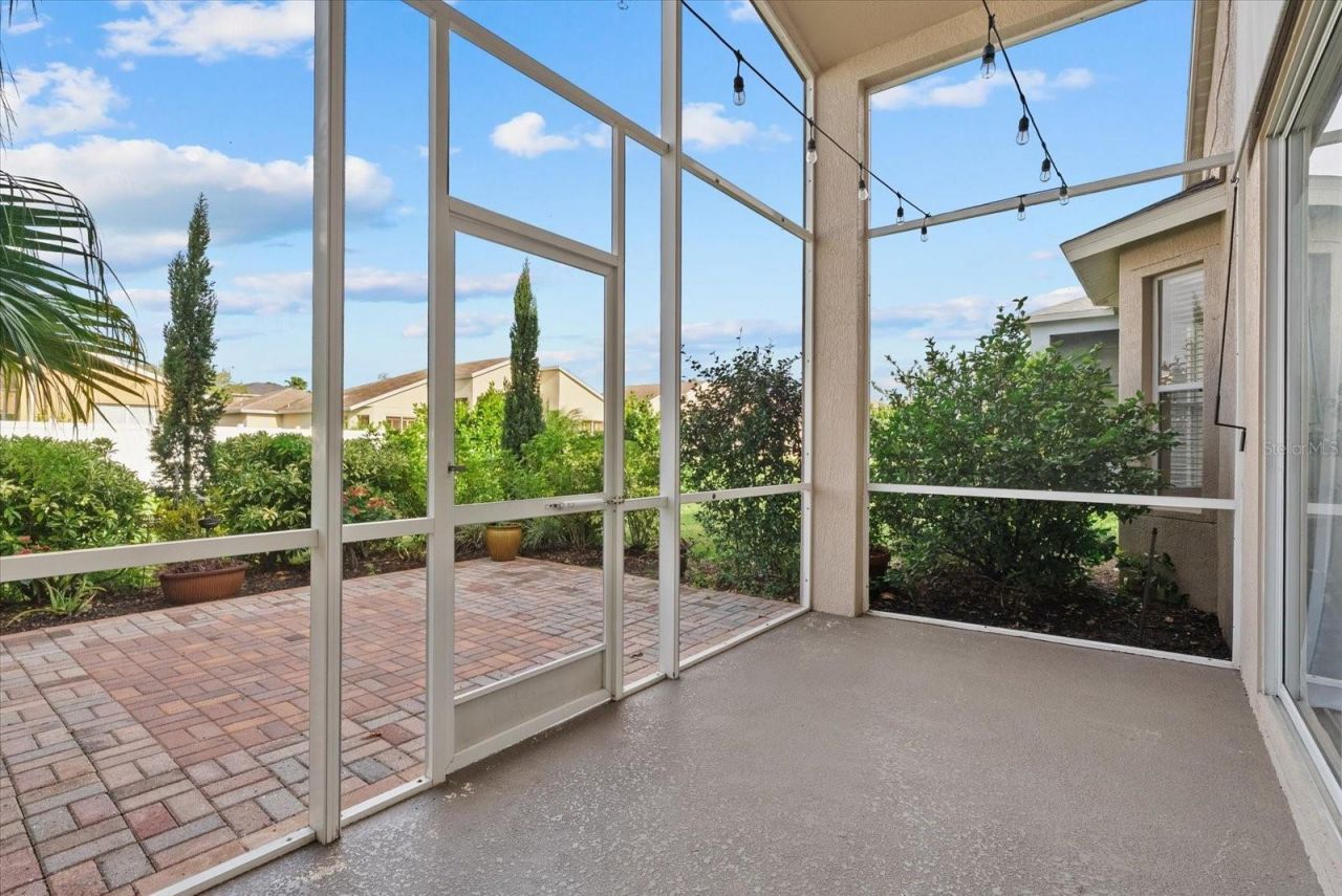 6634 38th Street E, Sarasota, FL 34243 Photo