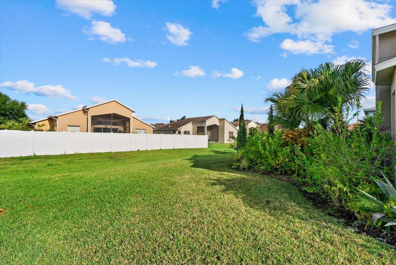 6634 38th Street E, Sarasota, FL 34243 Photo