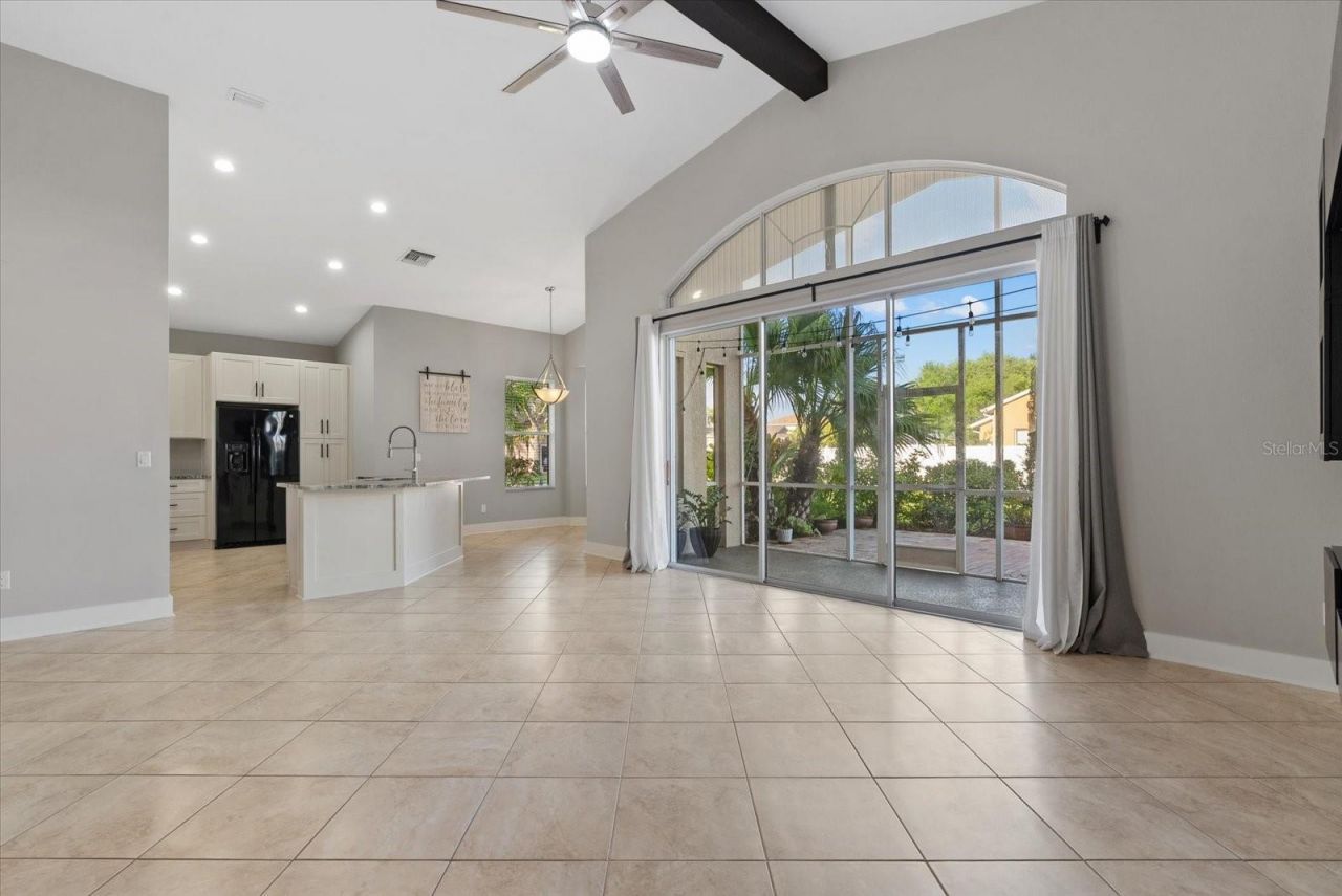 6634 38th Street E, Sarasota, FL 34243 Photo