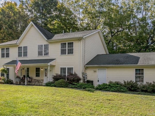 423 Kings Highway, Warwick, NY 10990