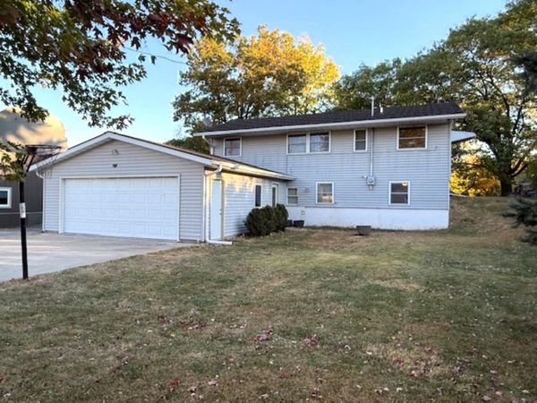 23655 415th Avenue, Bellevue, IA 52031