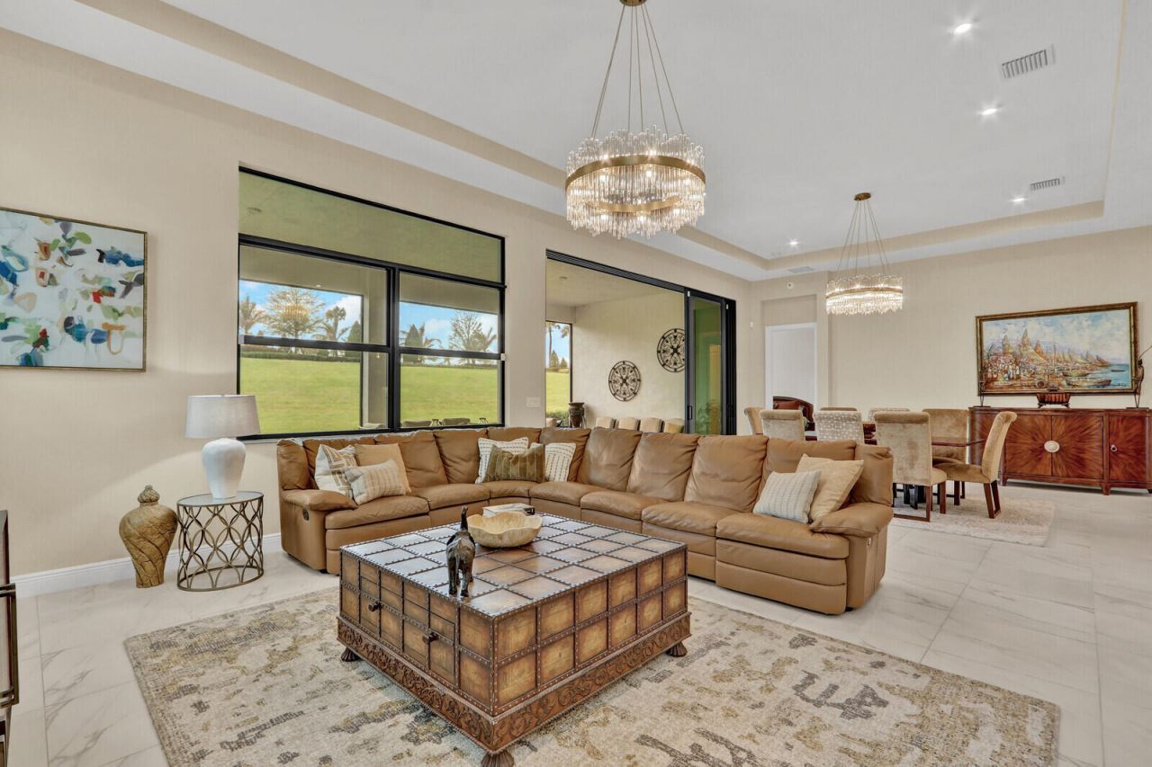 9204 SW Arco Way, Port Saint Lucie, FL 34987 Photo