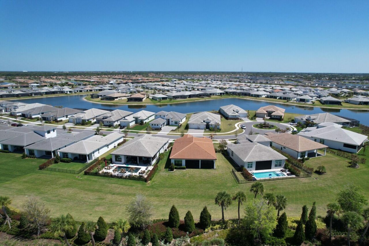 9204 SW Arco Way, Port Saint Lucie, FL 34987 Photo