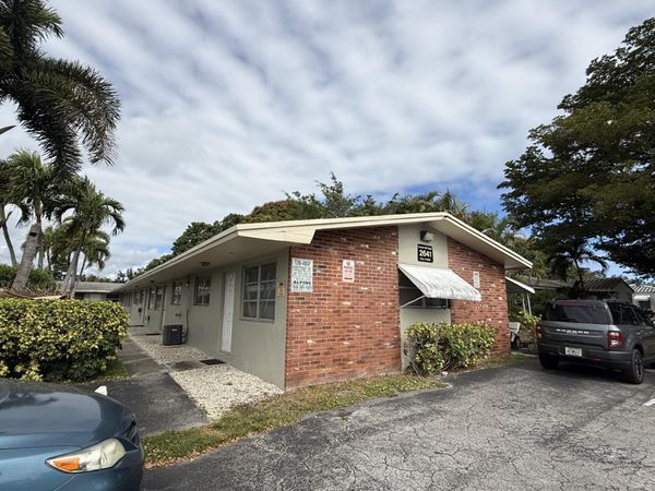 2641 Polk Street, Unit 11, Hollywood, FL 33020
