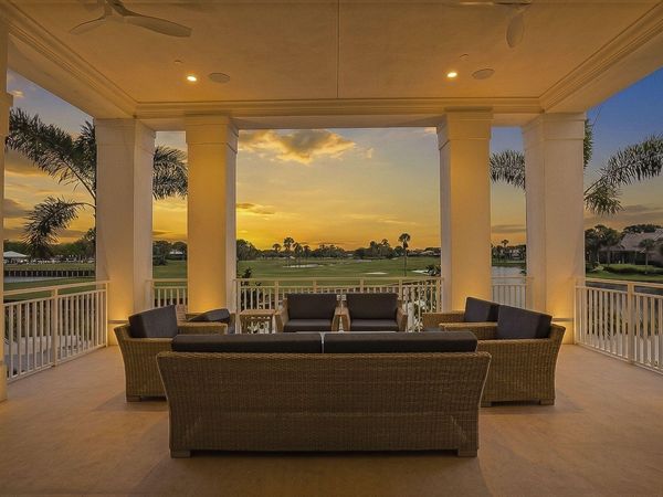 5172 SE Club Way, Unit 207, Stuart, FL 34997