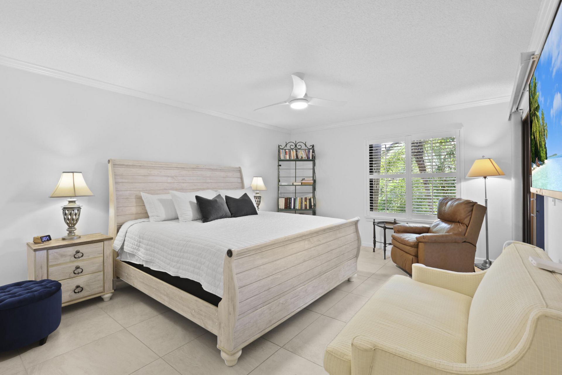 5172 SE Club Way, Unit 207, Stuart, FL 34997 Photo