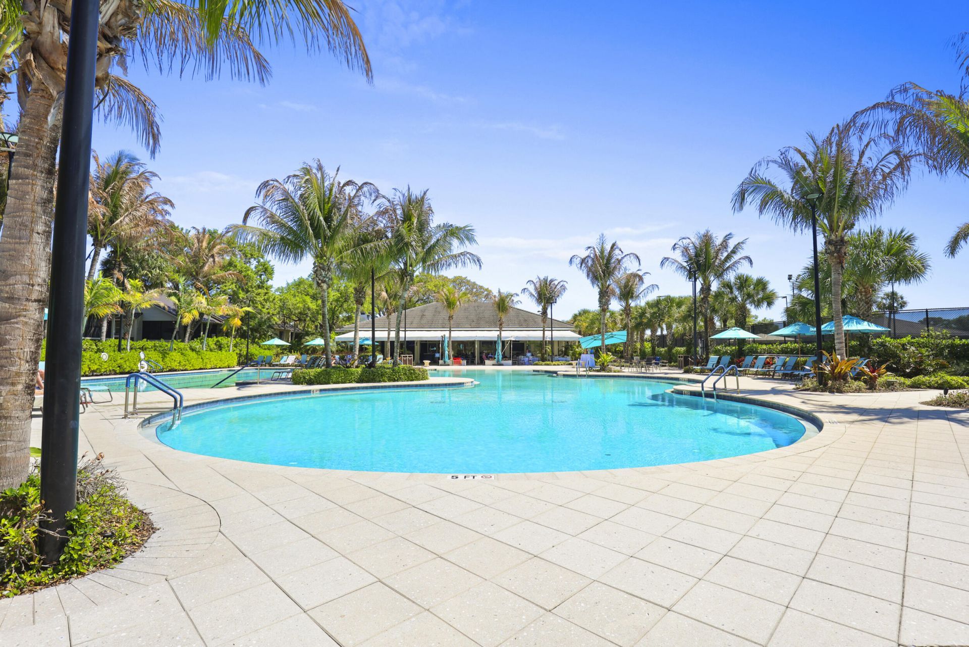 5172 SE Club Way, Unit 207, Stuart, FL 34997 Photo