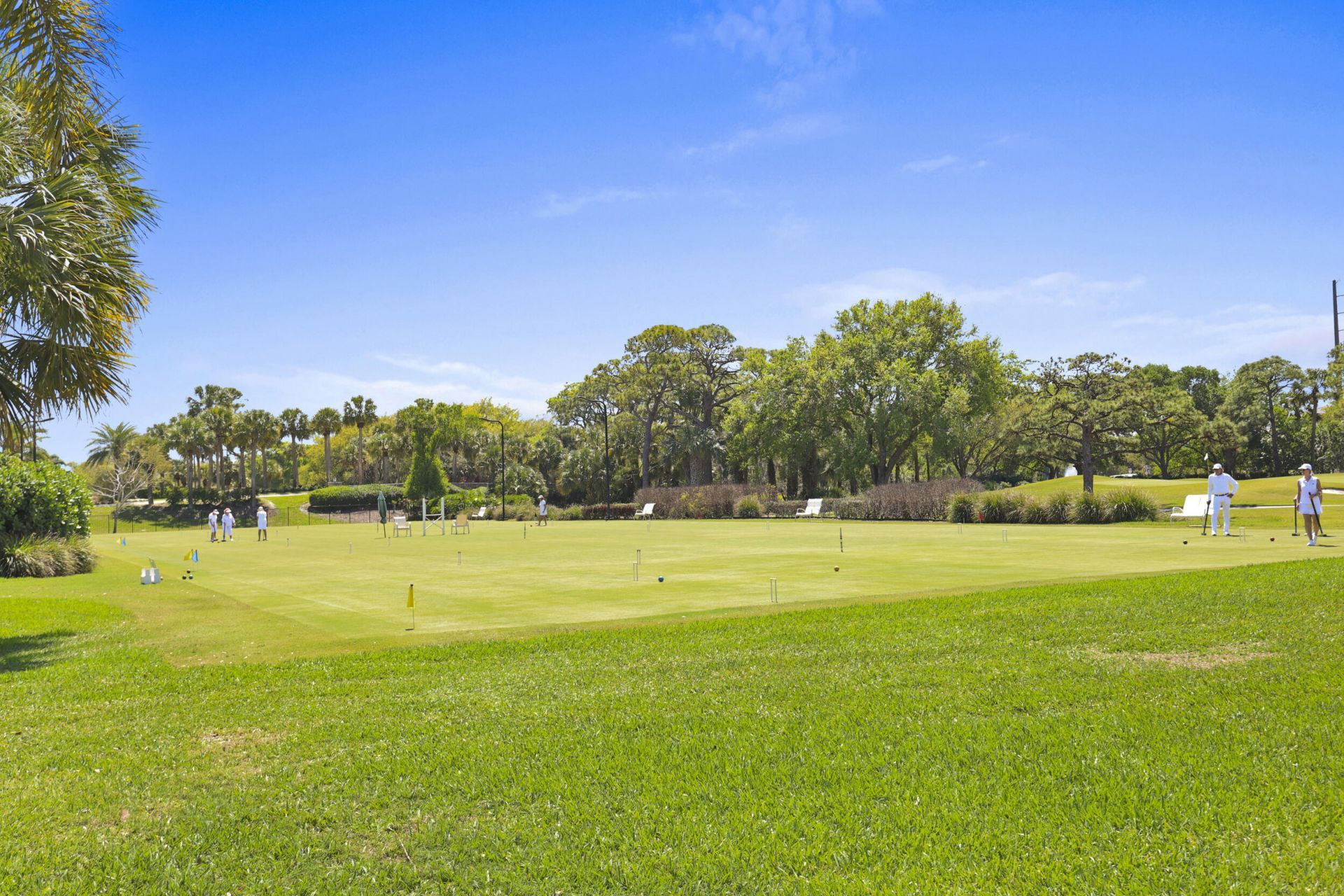 5172 SE Club Way, Unit 207, Stuart, FL 34997 Photo